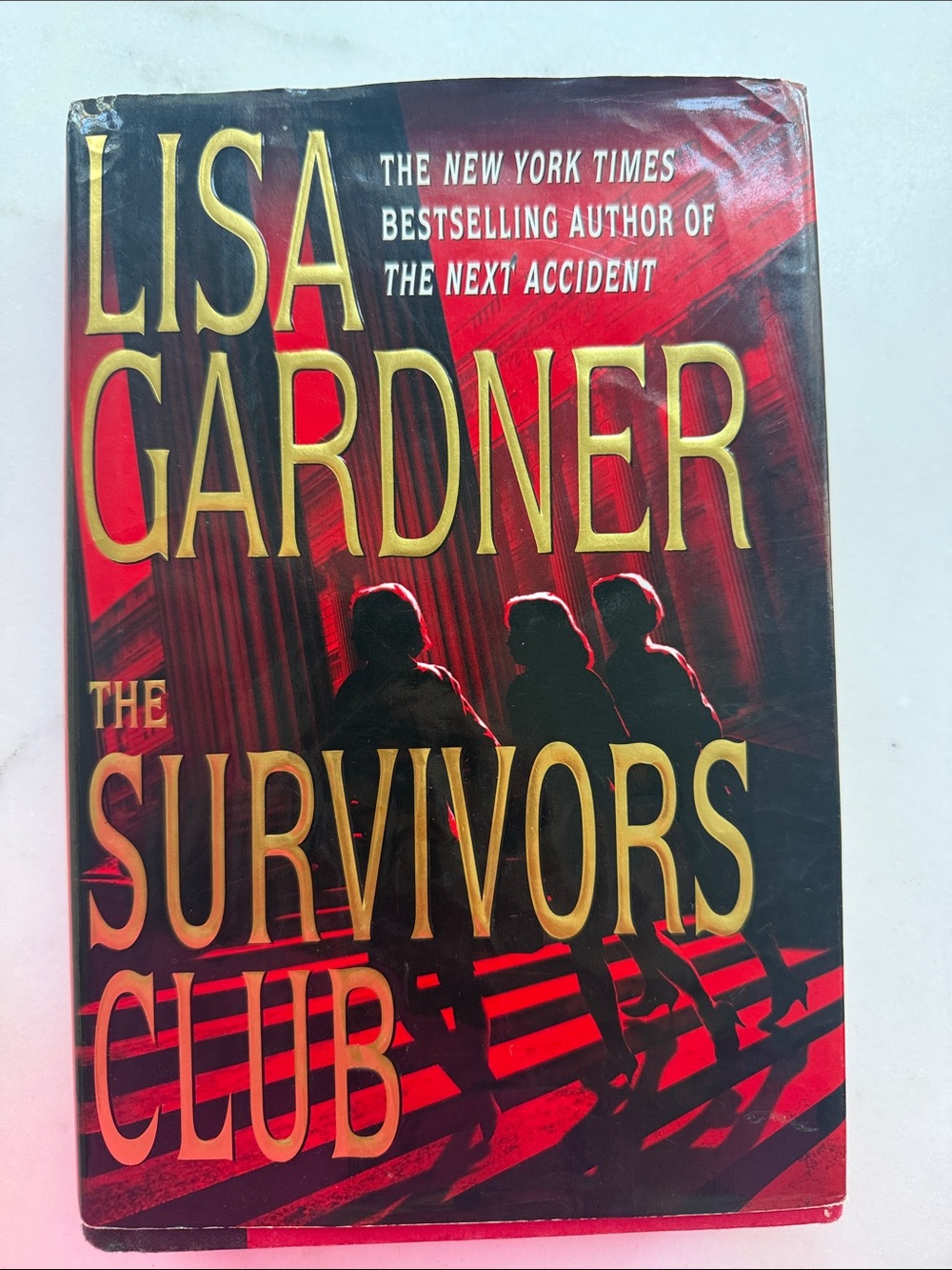The Survivors Club by Lisa Gardner, Hardback